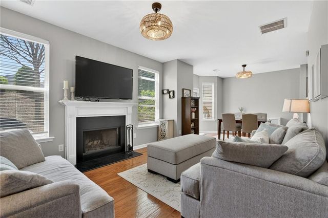 212 Stone Park Drive, Woodstock, GA 30188