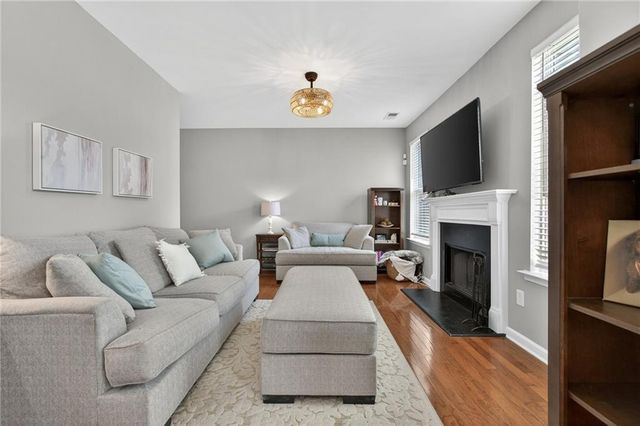 212 Stone Park Drive, Woodstock, GA 30188