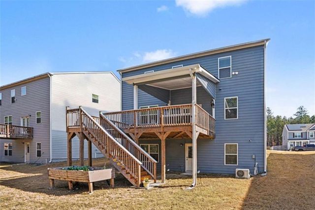 7576 Jennadee Drive, Fairburn, GA 30213