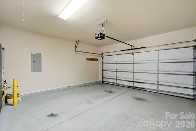 3229 Darlington Road, Charlotte, NC 28105