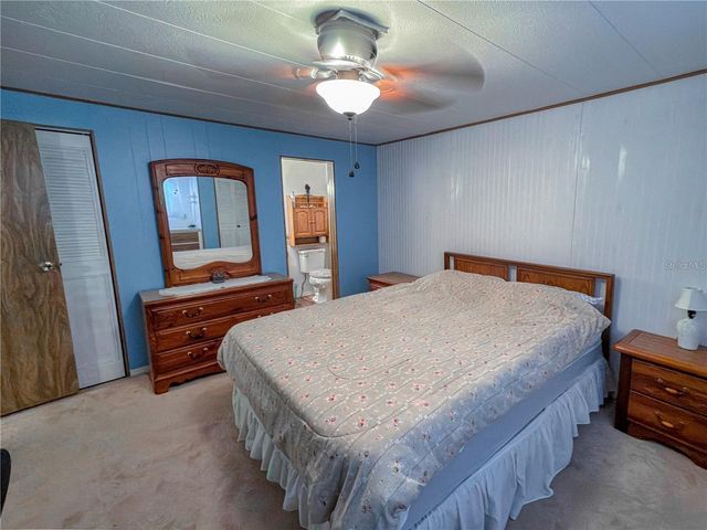 37331 HAMMOND DRIVE, Zephyrhills, FL 33541