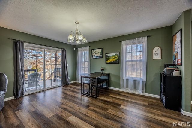 21046 Larson Road, Waynesville, MO 65583