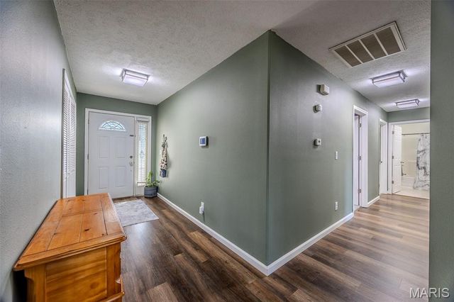 21046 Larson Road, Waynesville, MO 65583