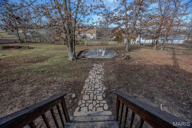 21046 Larson Road, Waynesville, MO 65583