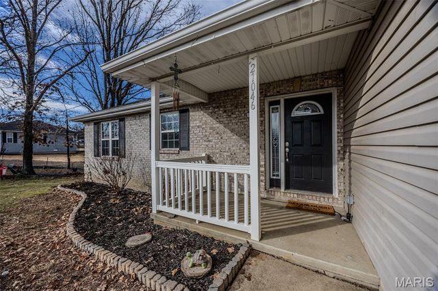 21046 Larson Road, Waynesville, MO 65583