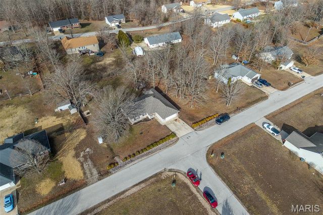 21046 Larson Road, Waynesville, MO 65583