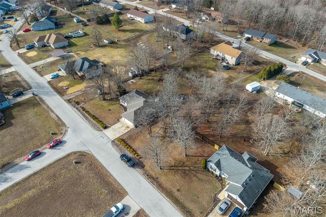 21046 Larson Road, Waynesville, MO 65583