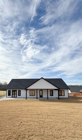 1635 Dickson Road, Inman, SC 29349