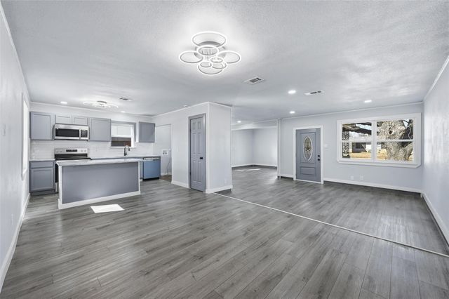 3922 Rainier Street, Irving, TX 75062