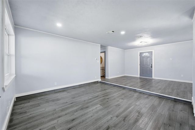 3922 Rainier Street, Irving, TX 75062