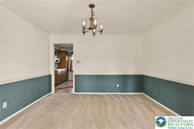 1101 Barnside Road, Lower Macungie Twp, PA 18103