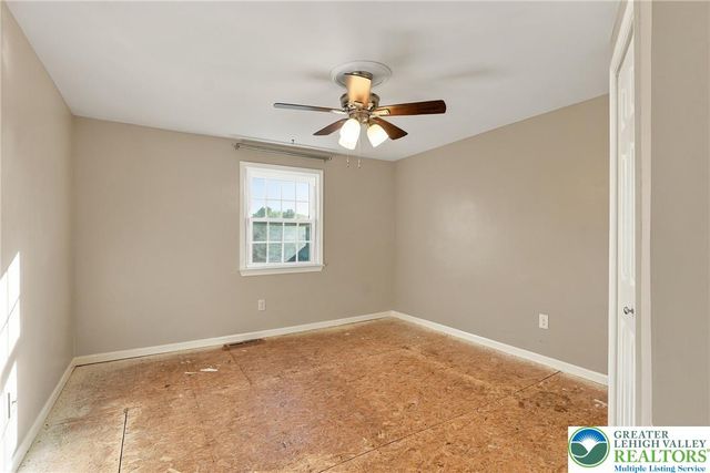 1101 Barnside Road, Lower Macungie Twp, PA 18103
