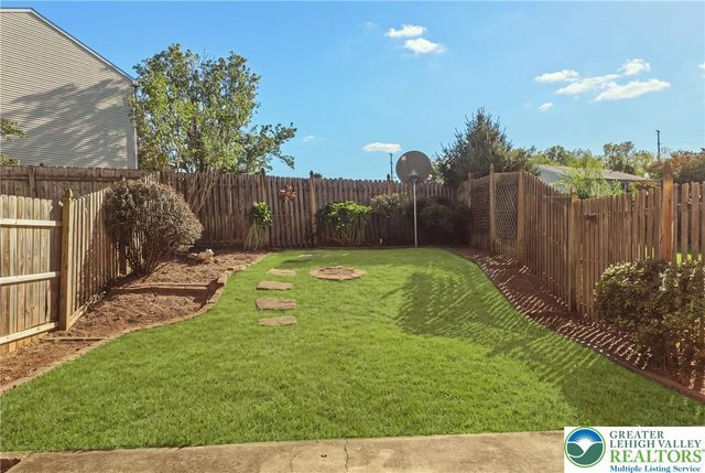 1101 Barnside Road, Lower Macungie Twp, PA 18103