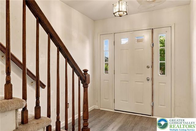 1101 Barnside Road, Lower Macungie Twp, PA 18103
