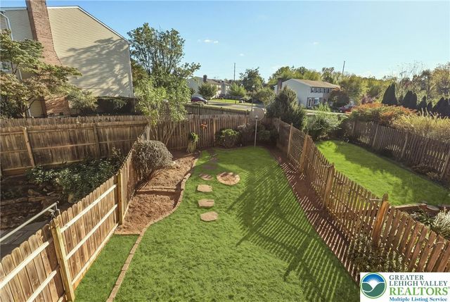 1101 Barnside Road, Lower Macungie Twp, PA 18103