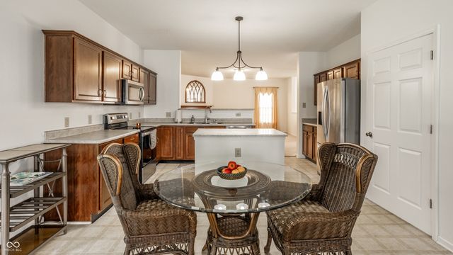 5854 Skyward Lane, Indianapolis, IN 46234