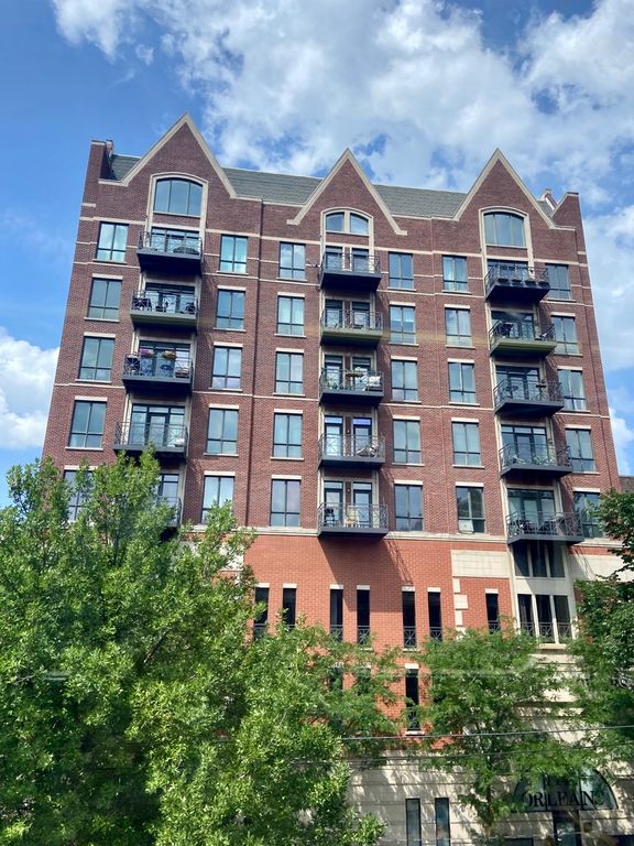 1444 N Orleans Street 9PHK, Chicago, IL 60610