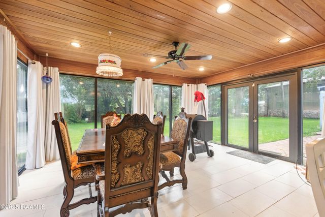 237 Aline Drive, Breaux Bridge, LA 70517