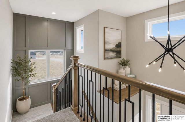 20152 T Street, Omaha, NE 68135