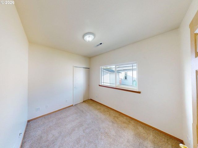 518 ROSICHELLI Dr, Brookings, OR 97415
