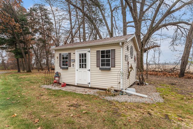 56229 Woodridge Road, Lockport Twp, MI 49093