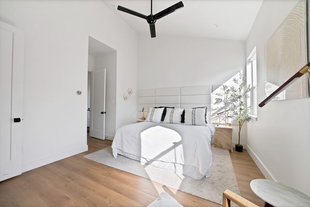 2139 Mail Avenue 102, Dallas, TX 75235