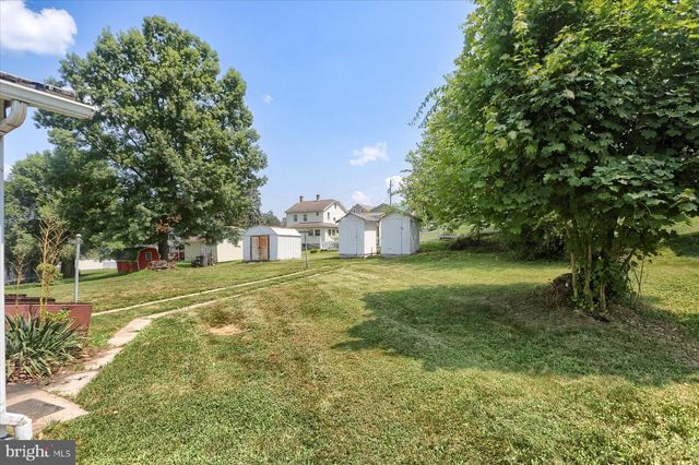 117 3RD ST, Millersburg, PA 17061