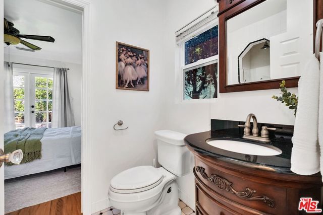 851 S Orange Drive, Los Angeles, CA 90036