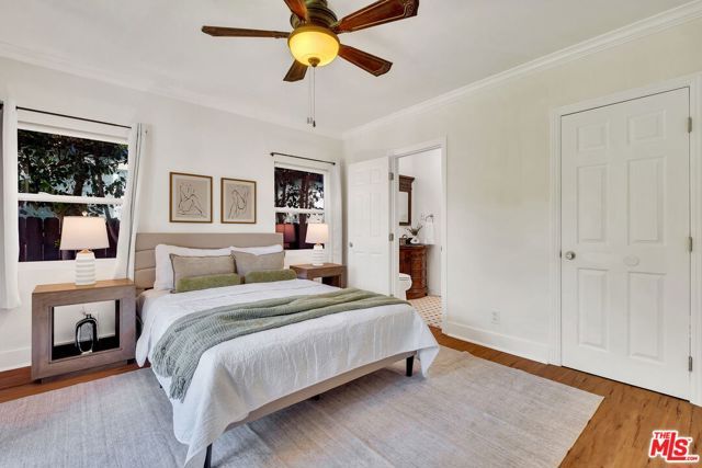 851 S Orange Drive, Los Angeles, CA 90036