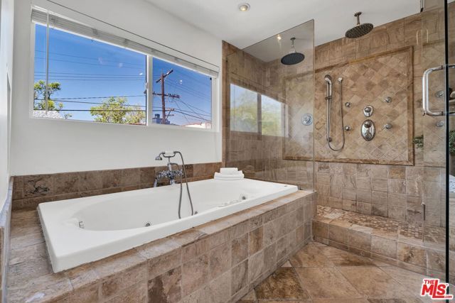 851 S Orange Drive, Los Angeles, CA 90036