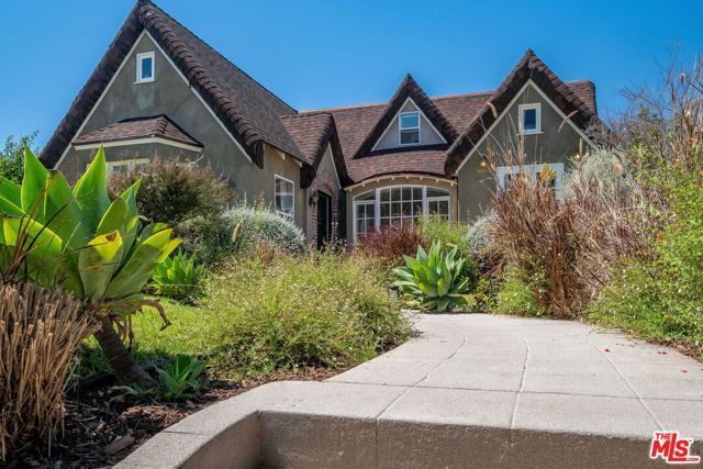 851 S Orange Drive, Los Angeles, CA 90036