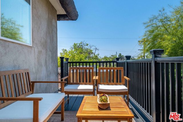 851 S Orange Drive, Los Angeles, CA 90036