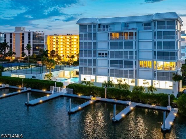 9790 Gulf Shore DR 204, Naples, FL 34108