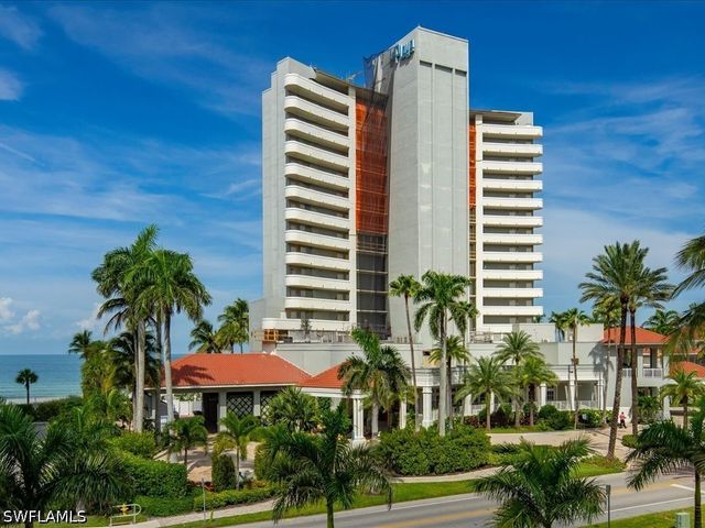 9790 Gulf Shore DR 204, Naples, FL 34108