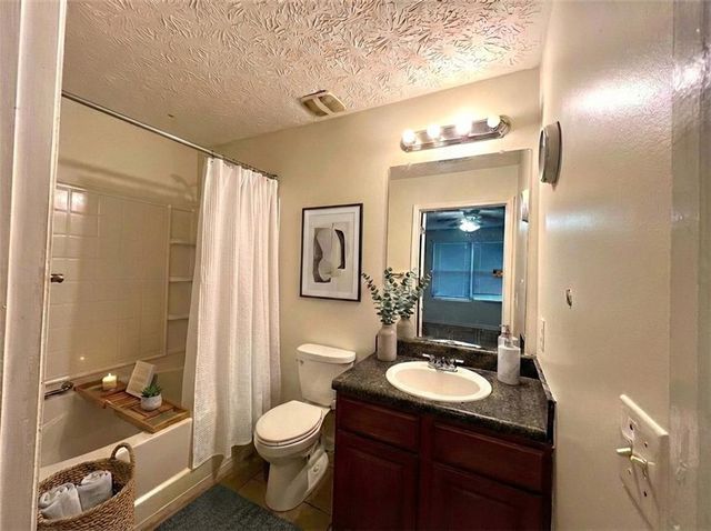 14104 Fairington Ridge Circle, Lithonia, GA 30038