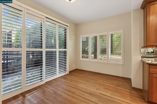 1975 Fair Ridge Ct, Walnut Creek, CA 94597