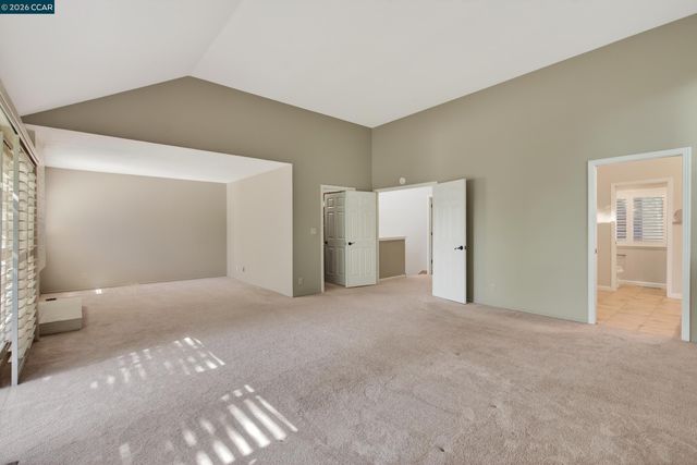 1975 Fair Ridge Ct, Walnut Creek, CA 94597