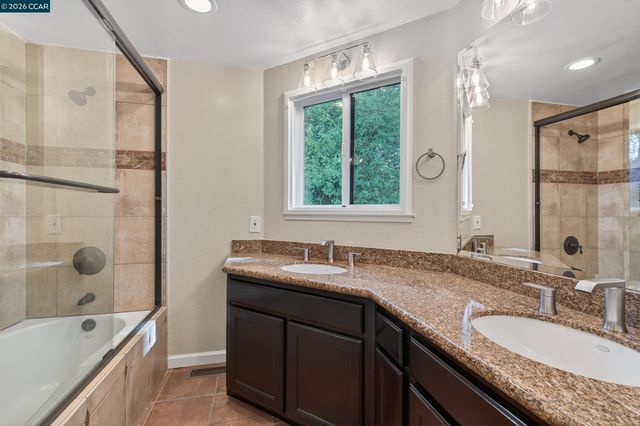 1975 Fair Ridge Ct, Walnut Creek, CA 94597