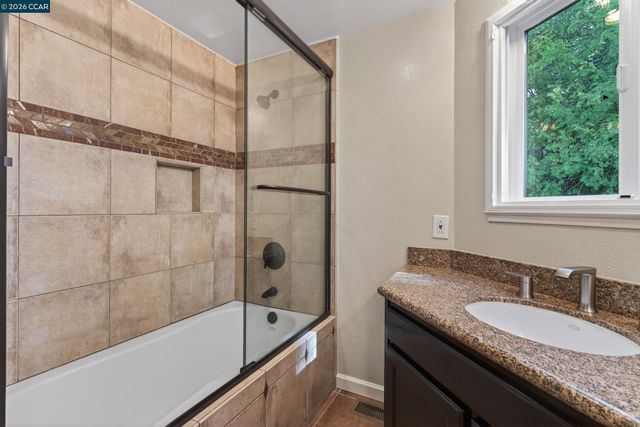 1975 Fair Ridge Ct, Walnut Creek, CA 94597