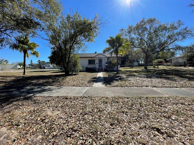 1240 DRUID CIRCLE, Lake Wales, FL 33853