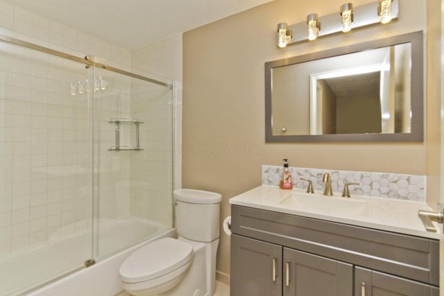 5760 Lucinda Court, Columbus, OH 43232