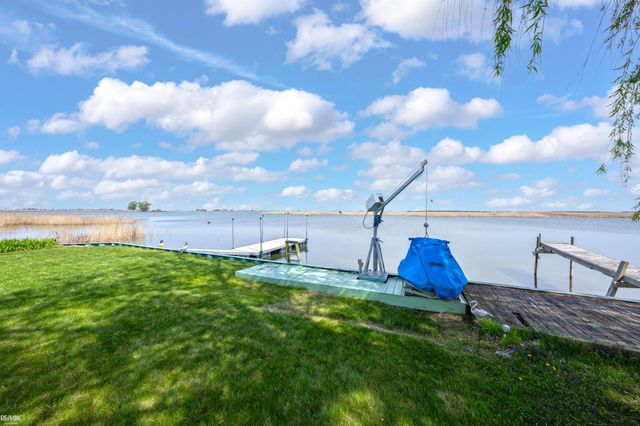 7286 South Channel Drive, Clay Twp, MI 48028