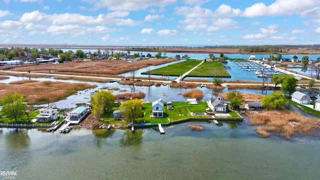 7286 South Channel Drive, Clay Twp, MI 48028