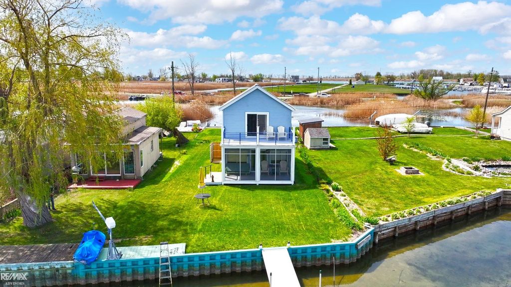 7286 South Channel Drive, Clay Twp, MI 48028