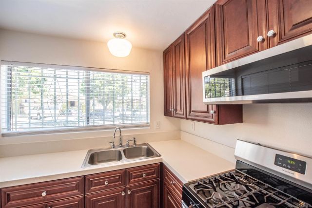 930 B 5, National City, CA 91950