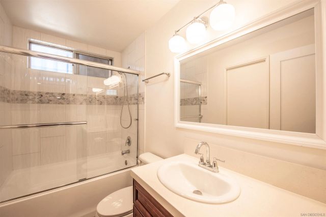 930 B 5, National City, CA 91950