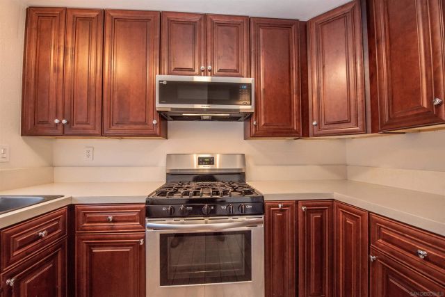930 B 5, National City, CA 91950