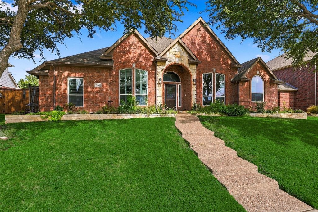 5840 Copper Canyon Drive, The Colony, TX 75056 — exterior