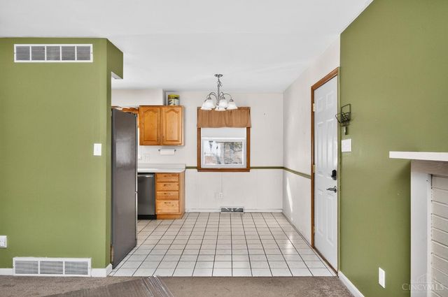 3833 Sterling Drive, Franklin Twp, OH 45005