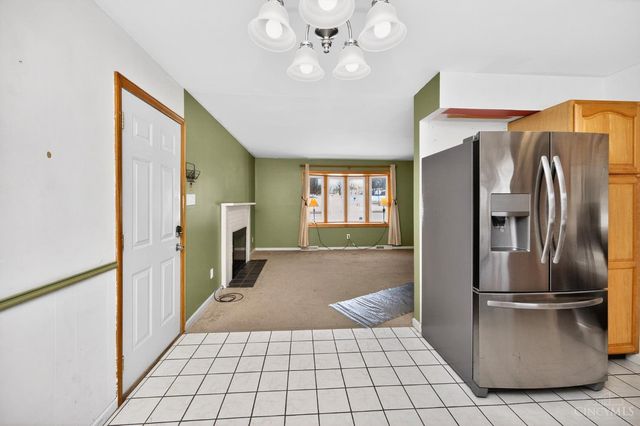 3833 Sterling Drive, Franklin Twp, OH 45005